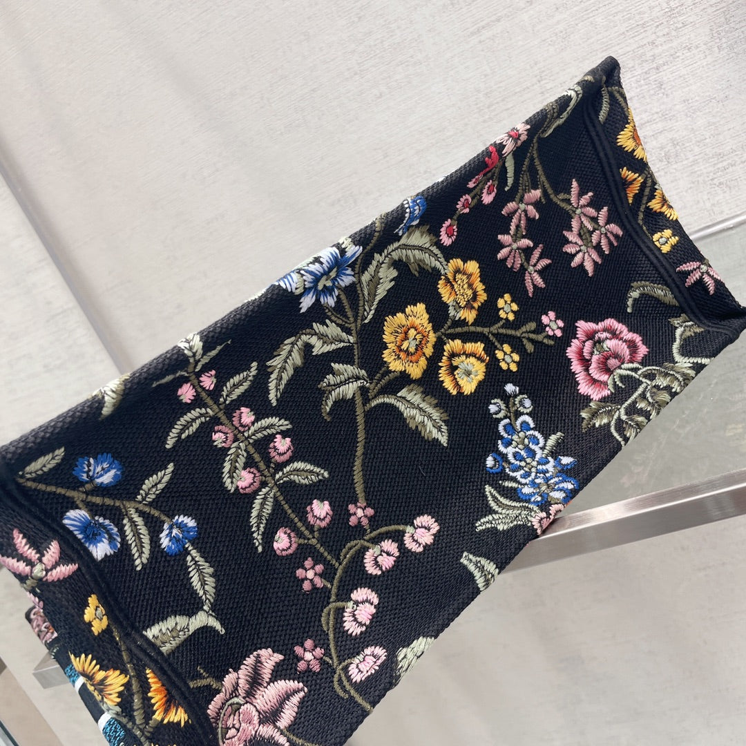 Medium Dior Book Tote